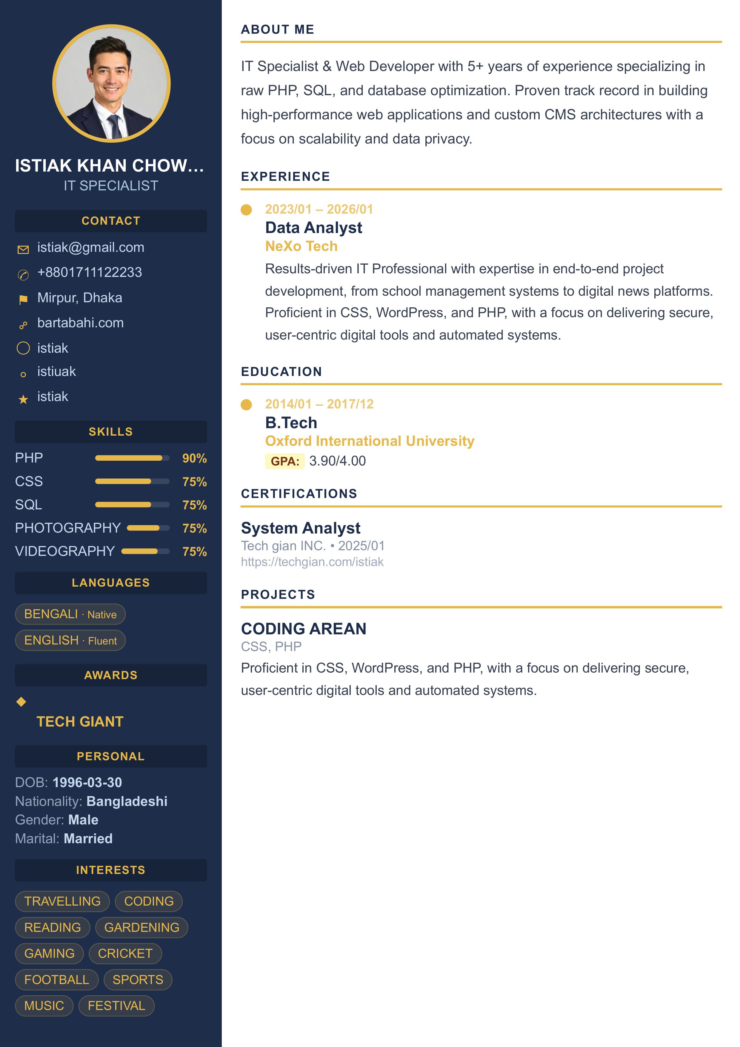 Navy Elegant resume template